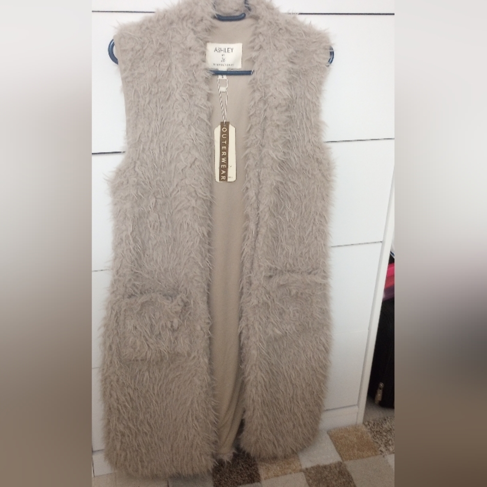 Ashley Shaggy Cardigan Brand New with Tags Size Small - Picture 2 of 5